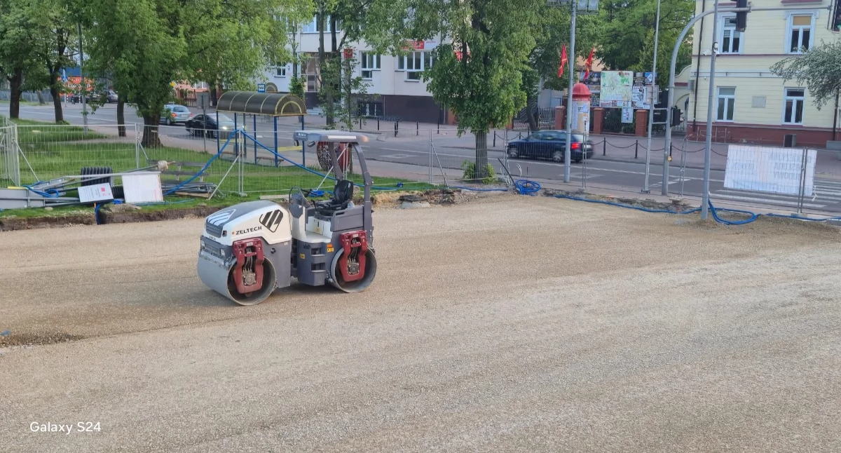 Plac Narutowicza w Łukowie zyska nowoczesny system retencji i elegancki granit (WIDEO)