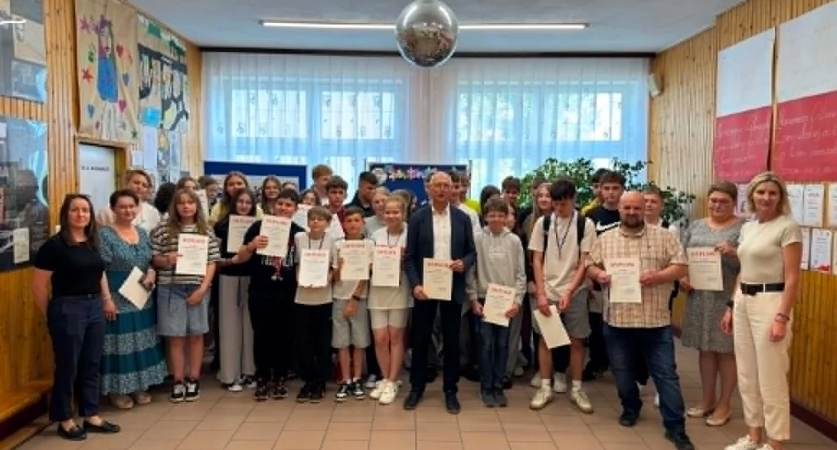 Sukces młodych ekspertów od parlamentaryzmu. Finał Konkursu Wiedzy o Sejmie RP w Mysłowie