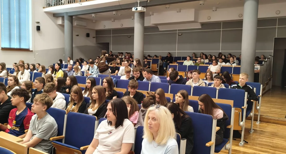  Młodzi mają głos! Wyjątkowa konferencja „Od idei do działania” w łukowskim Kościuszce