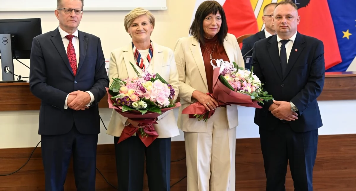 Koniec pewnej ery w naszych szkołach. Ewa Mokicka i Jolanta Czajka odchodzą na emeryturę