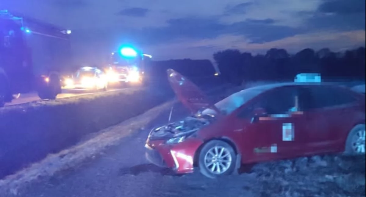 Kierowcy, uwaga na utrudnienia! Groźny wypadek na krajówce.  Na miejscu pracują już wszystkie służby