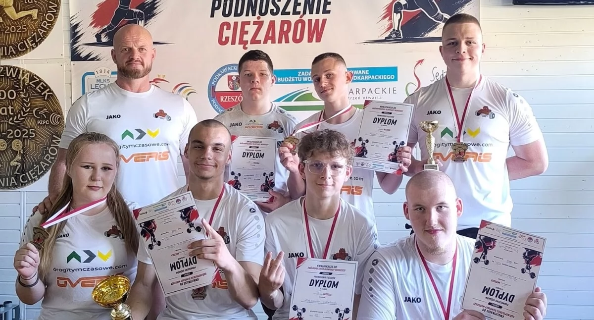 Komplet awansów i świetna forma. Sztangiści z Łukowa zdominowali eliminacje w Sędziszowie!