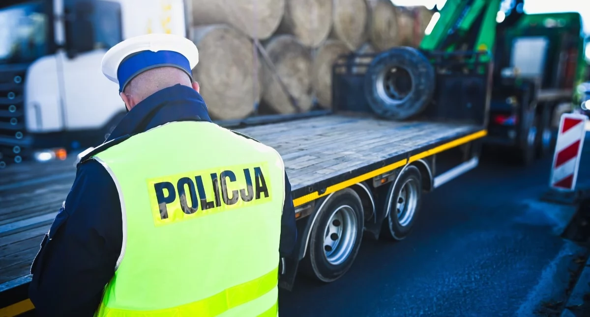 Koniec z pijaństwem na placach zabaw i piratami nad Zimną Wodą? Radny żąda ostrych patroli, burmistrz już pisze do komendanta!