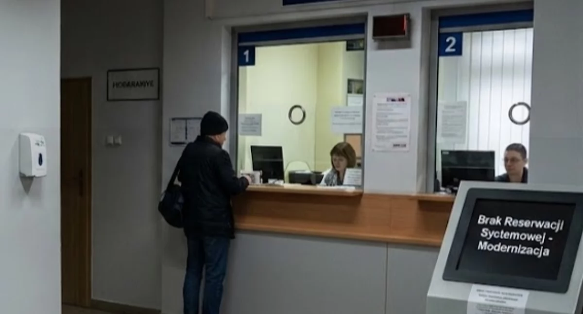 Utrudnienia w Wydziale Komunikacji w Łukowie. Trwa modernizacja systemu