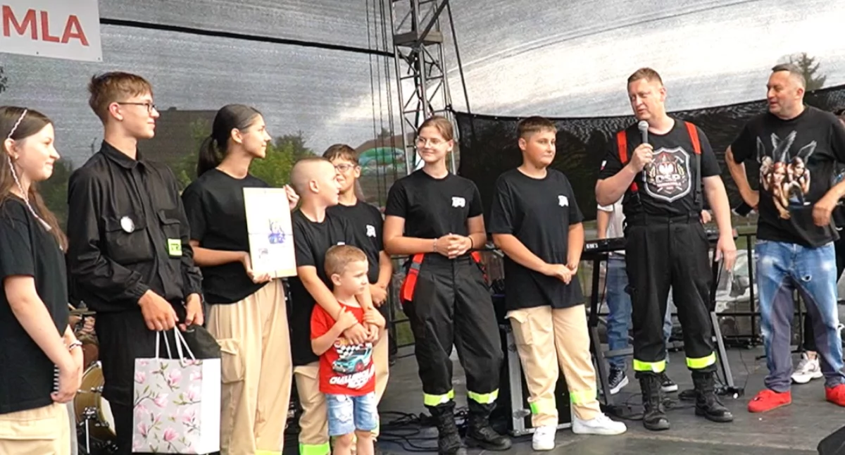 Norbi i młodzi strażacy zaskoczyli wszystkich. O tej niespodziance na Starej Kępie mówi cała gmina!