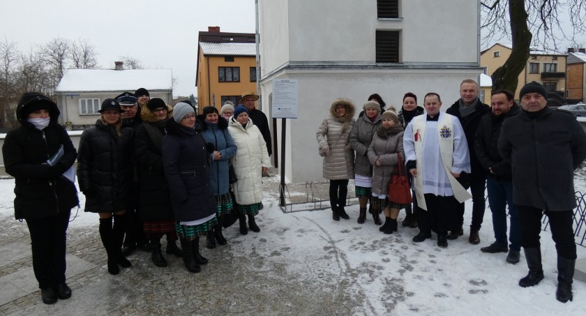 ADAMÓW. Odnowili zabytkową dzwonnicę. Jest wstęp na wieżę widokową 