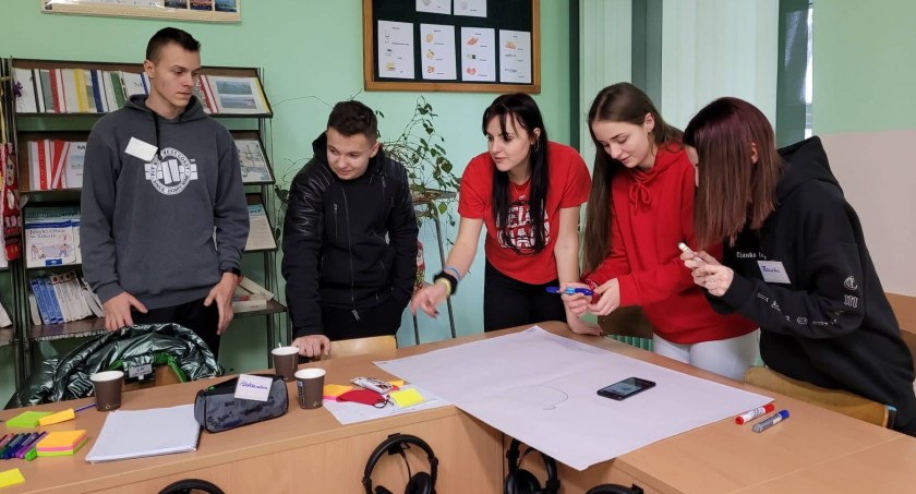 ŁUKÓW. Podsumowali projekt „Kreatywnie w przedsiębiorczość”  