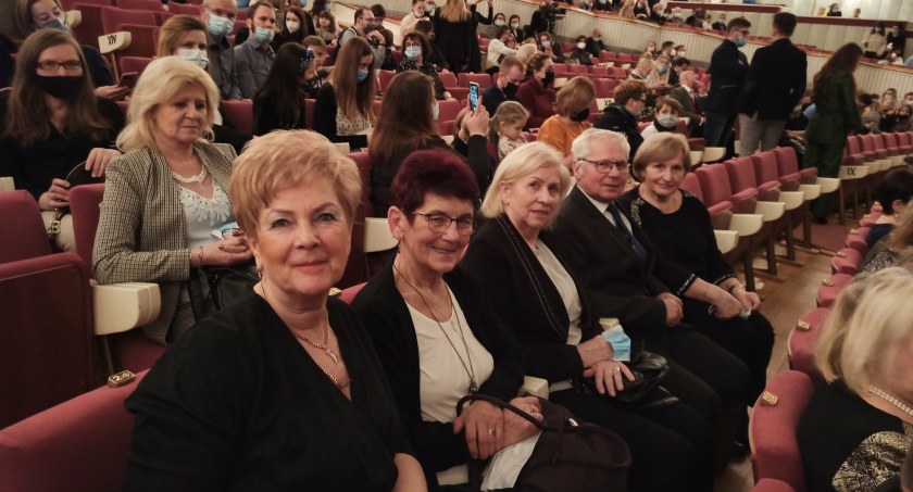ŁUKÓW. Słuchacze ŁUTW w operze