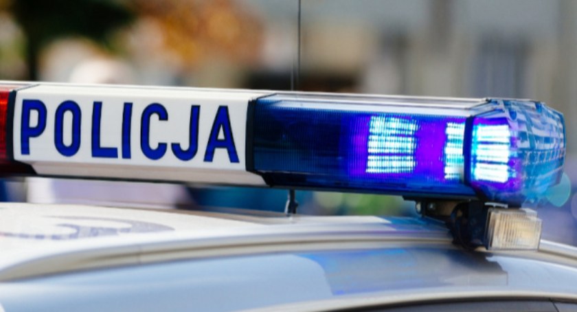 ŁUKÓW. Wypadek na obwodnicy. Pijani dachowali fiatem 