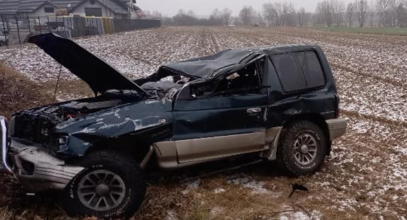 STANIN. Wypadki w Tuchowiczu i Wróblinie. Pracowita noc strażaków i policjantów