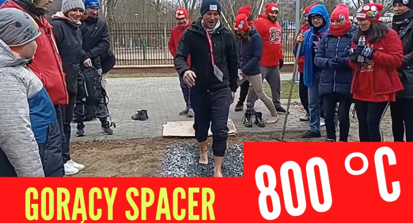 ŁUKÓW. Zlot Morsów zakończony nietypowym spacerem. Odważycie się?