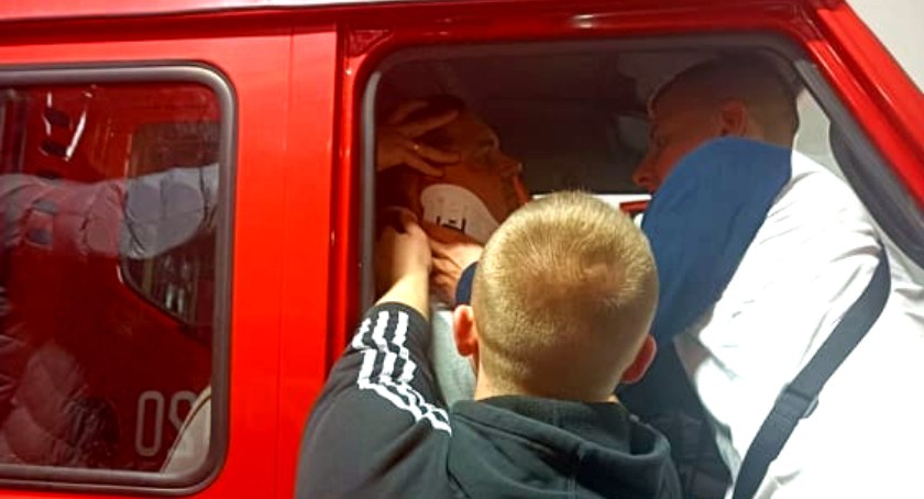 Strażacy z Dąbia ratowali poszkodowanego kolegę. Co się stało? 