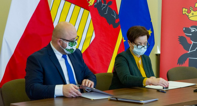 NASZ NEWS. 7 mln euro dla łukowskich samorządów 