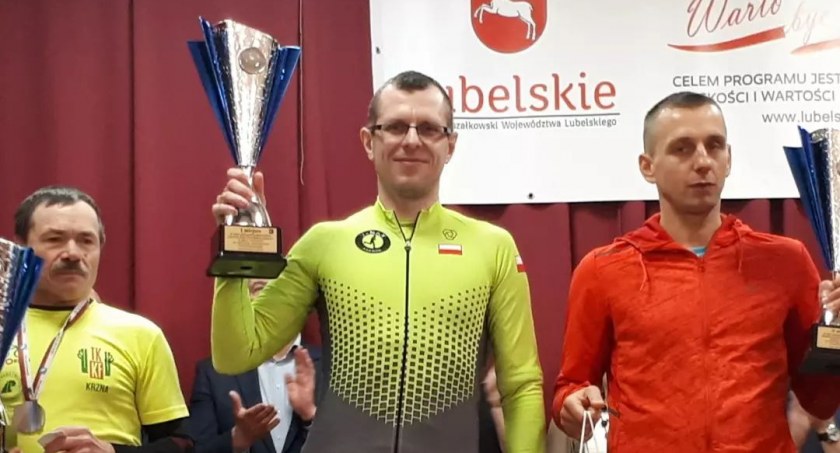 Paweł Młodzikowski zwycięzcą biegu w Stoczku Łukowskim (ZDJĘCIA + WIDEO)