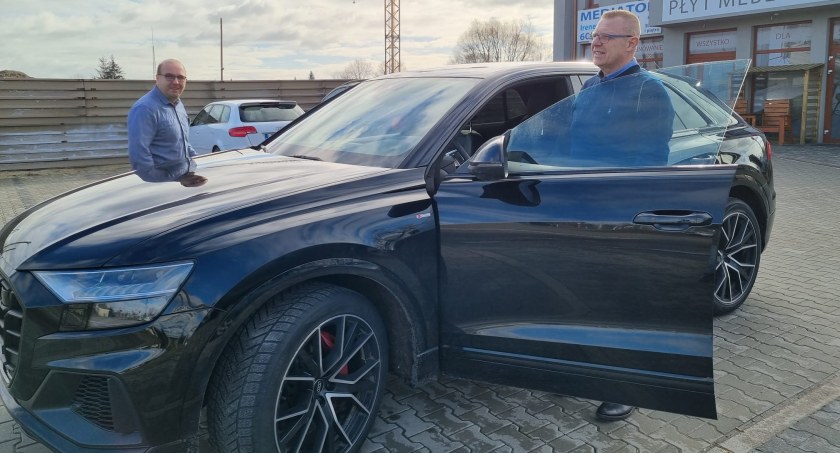Zaczynał od sklepu spożywczego. Dziś obraca milionami. Teraz 