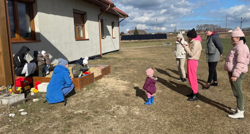 Ania i Piotr przyjęli uchodźców z Ukrainy pod swój dach. Zachęcają do niesienia pomocy 
