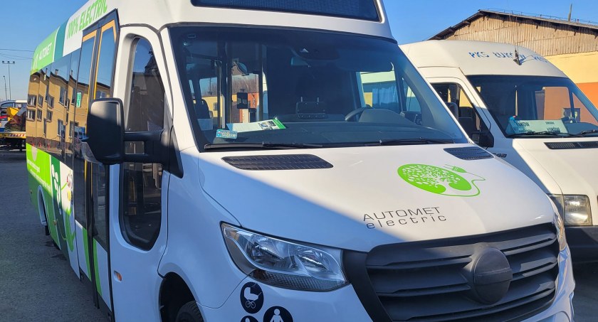 PKS Łuków testuje nowego busa. To 