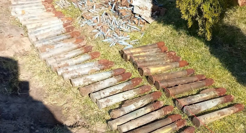 Budowlańcy wykopali, policja zabezpieczyła.  Broń mogła należeć do 3 Pułku Szwoleżerów 