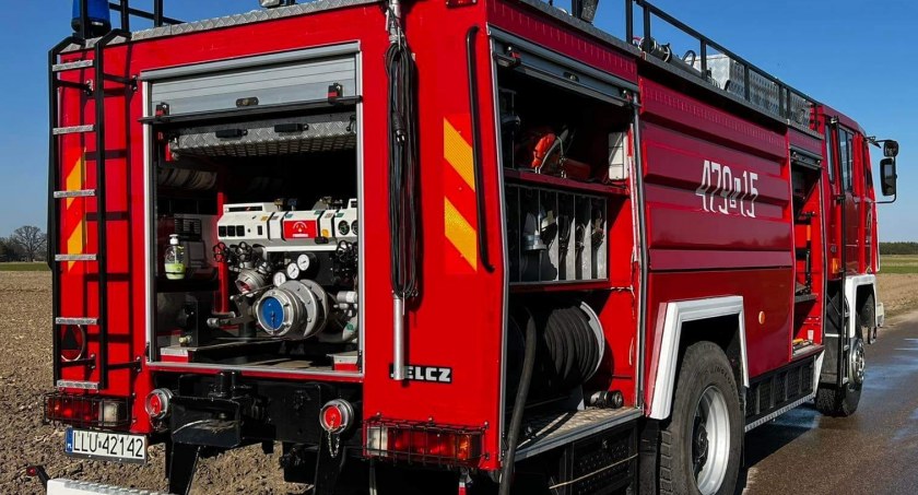 Krzywda. Gmina dołoży powiatowi do dróg. Są też pieniądze na wóz strażacki 