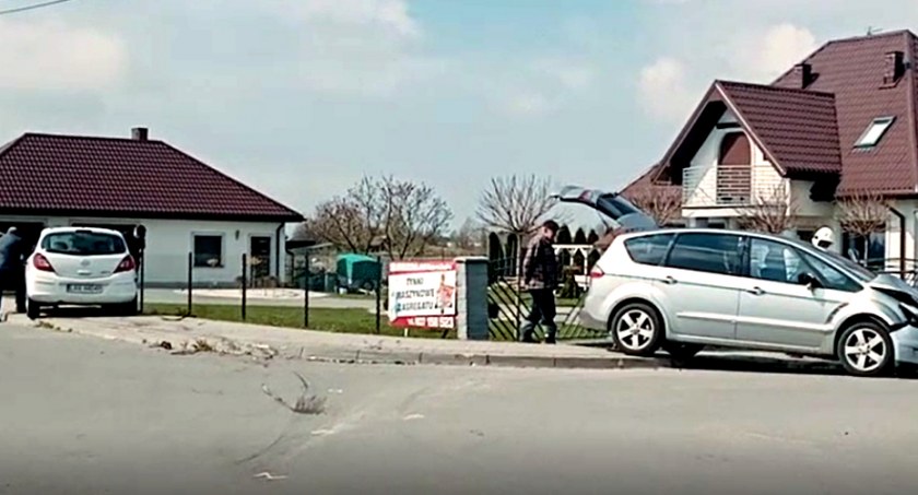 4 - latek ranny w wypadku w Zalesiu . Trafił do szpitala  (WIDEO + ZDJĘCIA)