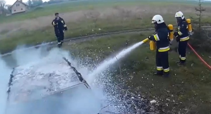 Nowy sprzęt dla strażaków z gminy Wojcieszków. Samorząd wyłożył kasę (WIDEO) 