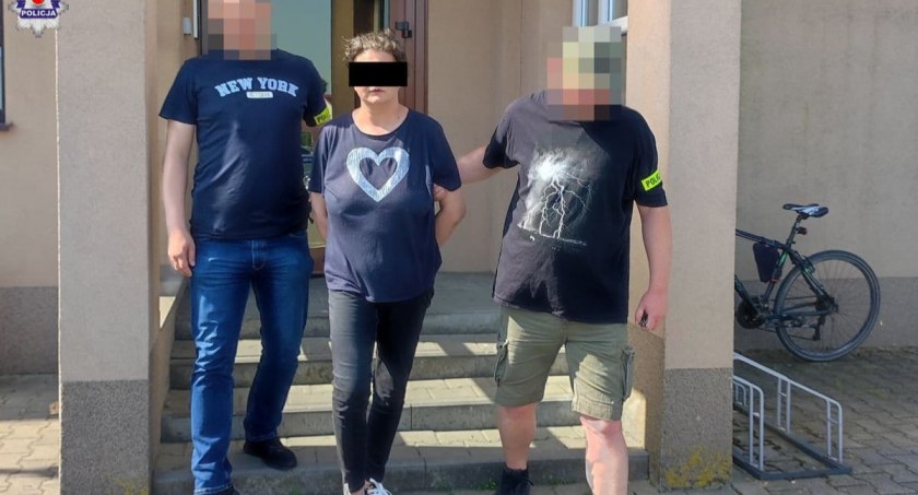 Piła z mężem i kolegą alkohol. Wściekła się i chwyciła z nóż!