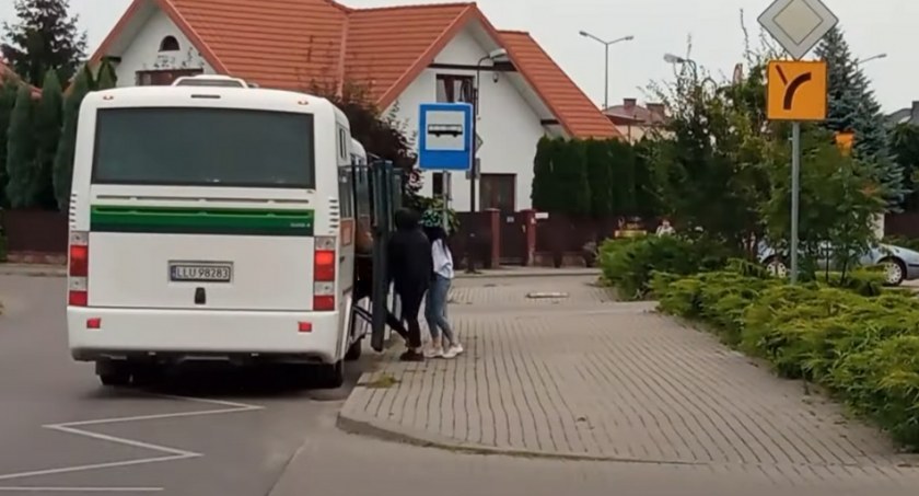 Autobusem nad Zalew Zimna Woda. Rusza letnia linia 
