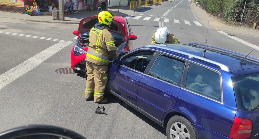 Interwencje strażaków OSP Stoczek Łukowski. Kolizja na ul. Wyzwolenia 