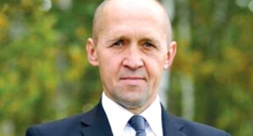 Wójt Mariusz Osiak otrzymał absolutorium. Jak dokładnie głosowali radni? 