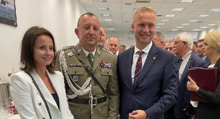 Gen. Jarosław Gromadziński Honorowy Obywatel gminy Adamów obejmuje nowe stanowisko w strukturach NATO