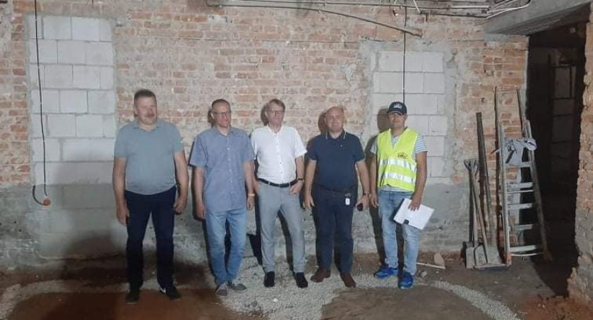 Remonty w szpitalu w Łukowie idą jak burza (ZDJĘCIA)