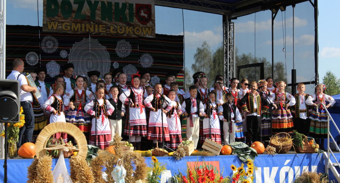 Najpiękniejszy wieniec wykonało sołectwo Żdżary (ZDJĘCIA+WIDEO)