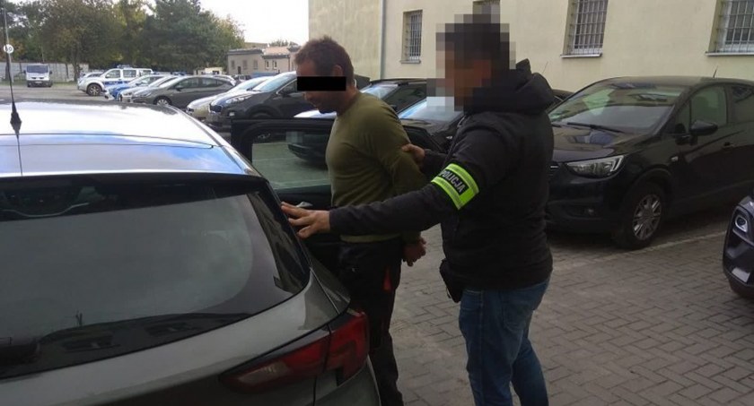 Napadł na ekspedientkę i ukradł dwa piwa. Teraz posiedzi 