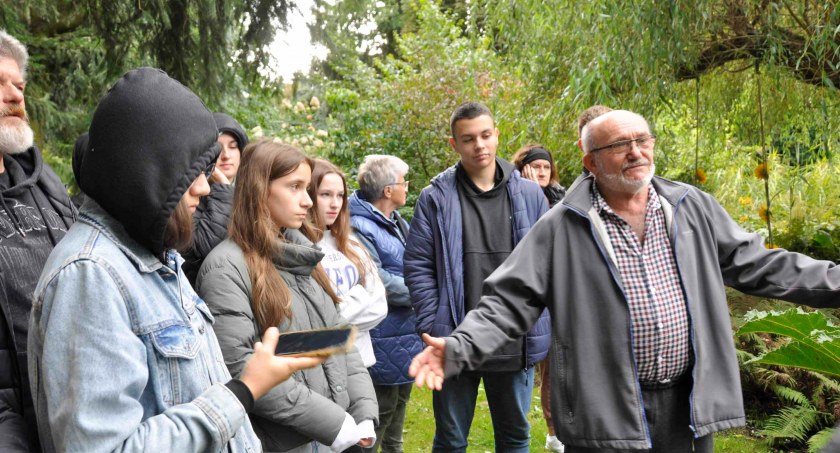 Łuków. Recytatorzy ŁOK dali się steatralizować. Teatr w ogrodze (ZDJECIA)