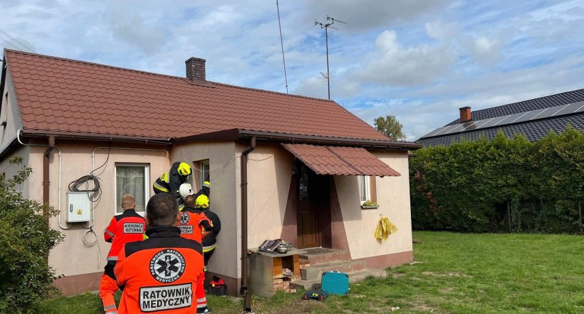 Spokojny weekend strażaków z powiatu łukowskiego. Pożar i ewakuacja 