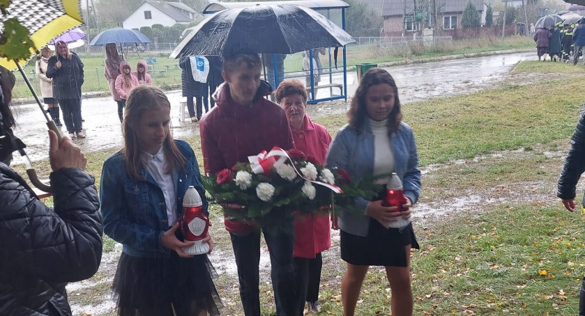 Mieszkańcy Burca uczcili poległych 83 lata temu żołnierzy SGO Polesie (ZDJĘCIA +WIDEO)
