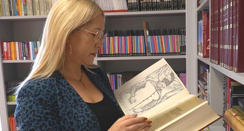 Gminna Biblioteka w Starych Kobiałkach zyskała cenny księgozbiór (WIDEO)