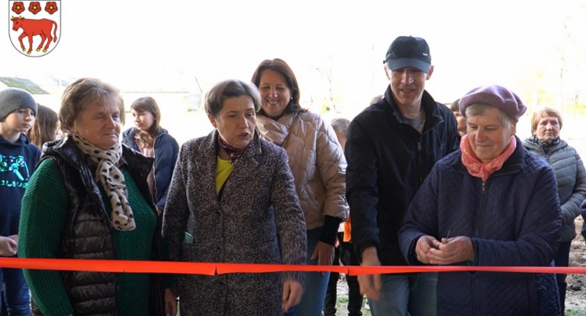 W Wólce Domaszewskiej powstaje nowe boisko i skatepark (WIDEO) 