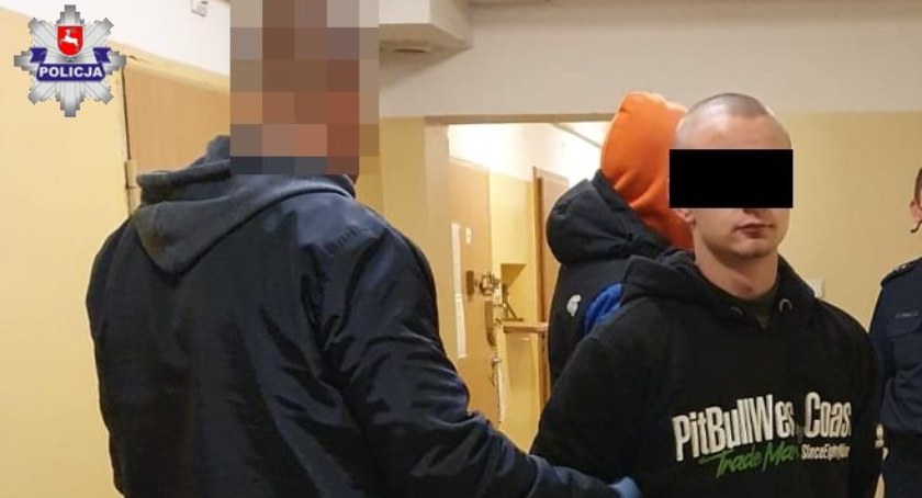 Źle zaparkował auto. Policjanci znaleźli prawie 1,5 kg narkotyków 