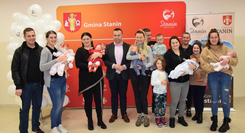 Najmłodsi mieszkańcy gminy Stanin uhonorowani przez samorząd (ZDJĘCIA) 