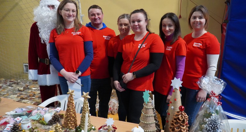 Ludzie w Adamowie mają wielkie Serca. Sukces Kiermaszu Bożonarodzeniowego (WIDEO) 