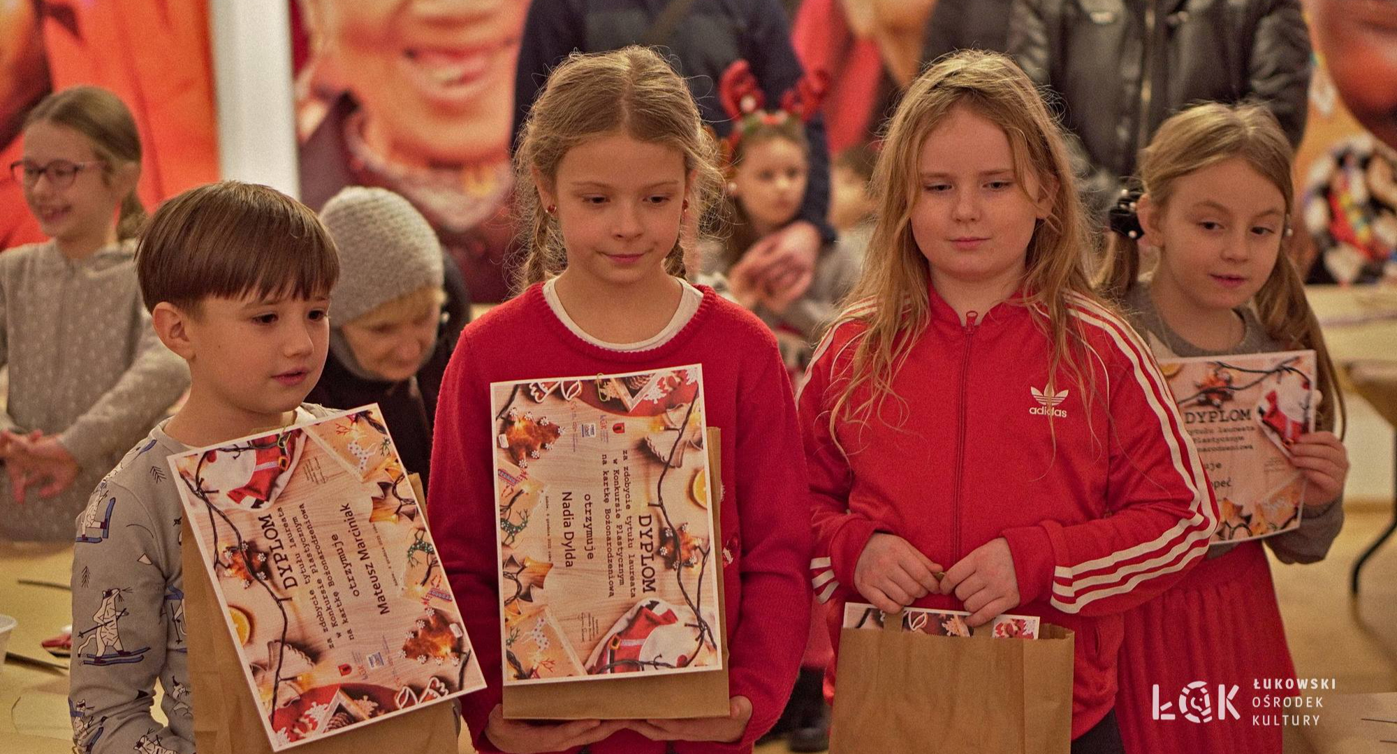 To oni zrobili najpiękniejsze Kartki Bożonarodzeniowe (GALERIA) 