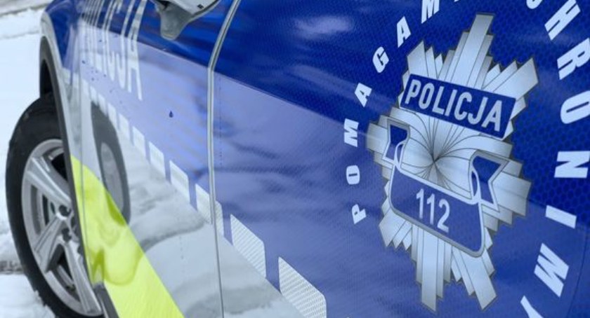 Policjanci z Łukowa uratowali mężczyznę z pożaru 