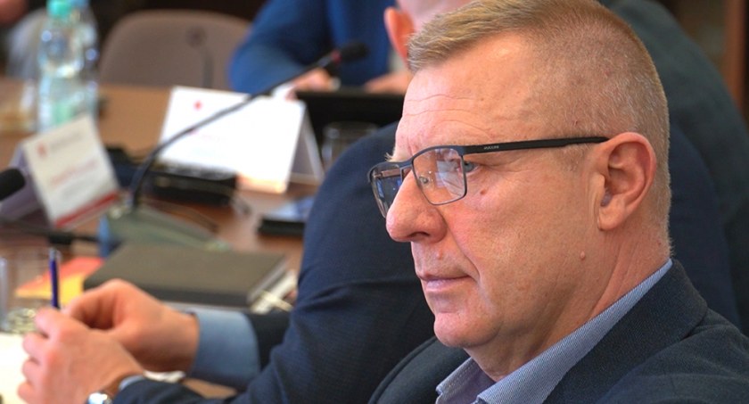 Niezależny audytor ma zbadać jak działa Urząd Miasta i jednostki. Radni przeznaczyli na audyt 100 tys. zł (WIDEO)