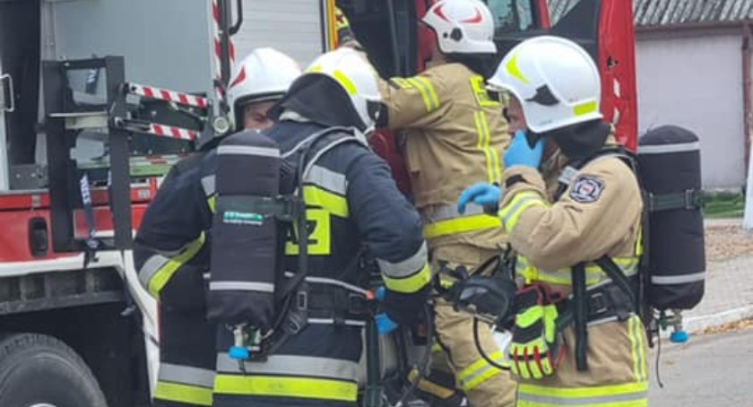 Zadymienie w bloku nr 2 na Unitów. Ewakuowano mieszkańców 