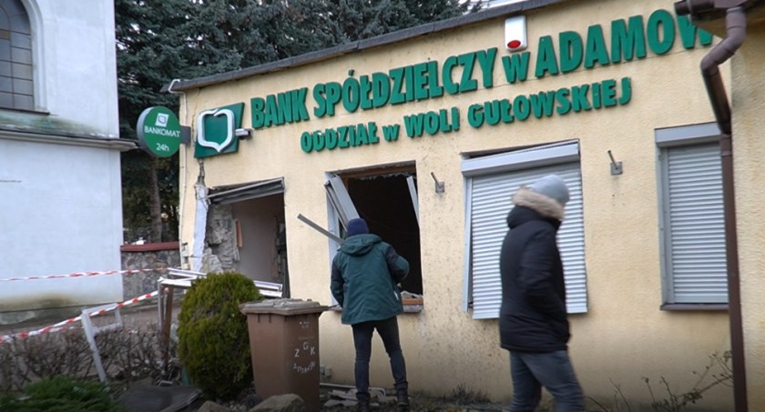 Napad na Bank w Woli Gułowskiej. Film z miejsca zbrodni! (WIDEO)