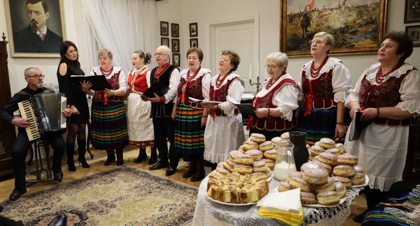 Ostatkowe uciechy w Sienkiewiczówce w Woli Okrzejskiej (ZDJĘCIA)