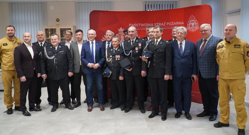 Strażacy z czterech OSP z dotacjami na nowe wozy (WIDEO)
