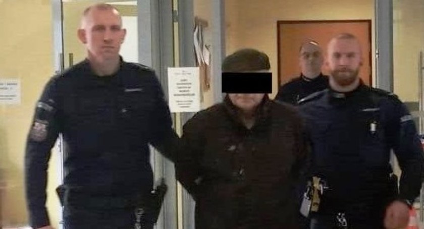 Znęcał się nad schorowaną matką. 70- latek został aresztowany 