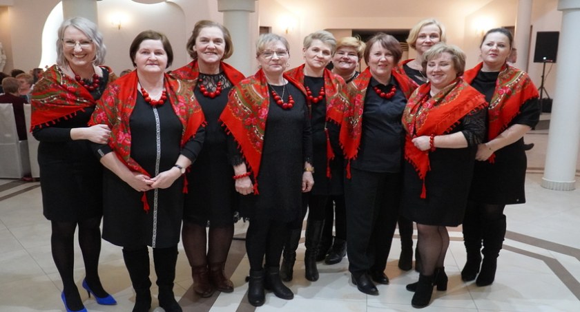 Dzień Kobiet w gminie Wojcieszków z Zespołem Łukowiacy (ZDJĘCIA + WIDEO)